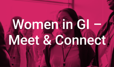 Frauen im Gespräch bei einer Networking-Veranstaltung